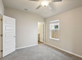 209 Coopers Hawk Crst, Cedar Creek, TX 78612