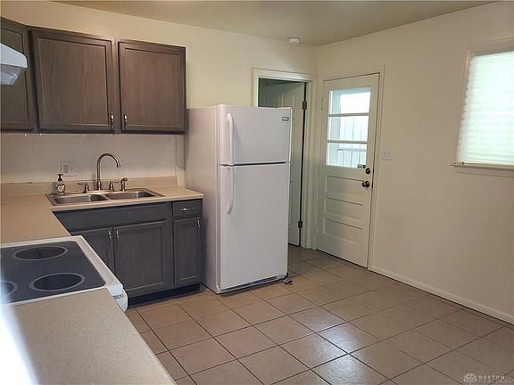 3rd image of 1680 Scenic Dr