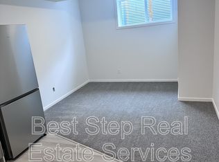 7737 174a Ave NW UNIT 2, Edmonton, AB T5Z0W5