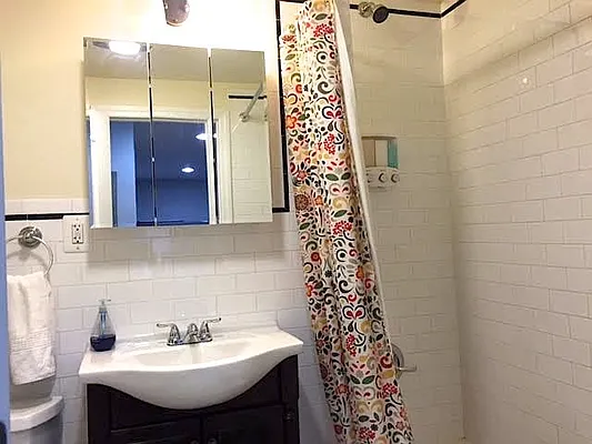 Rented by Friedman Roth Realty | media 22