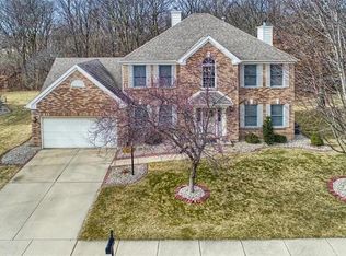 120 Pleasant Ridge Dr, Edwardsville, IL 62025