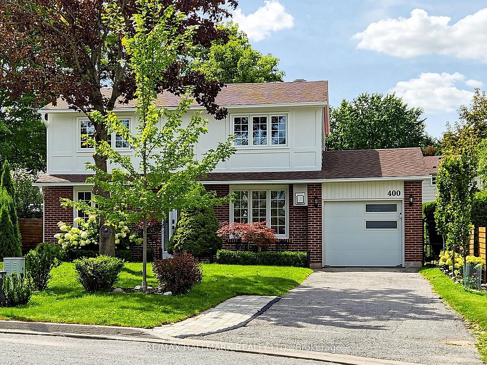 1st image of 400 Handley Cres
