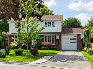 400 Handley Cres, Newmarket, ON L3Y 4T4