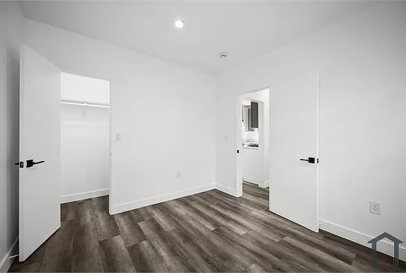 1023 Tremont St — Photo 16