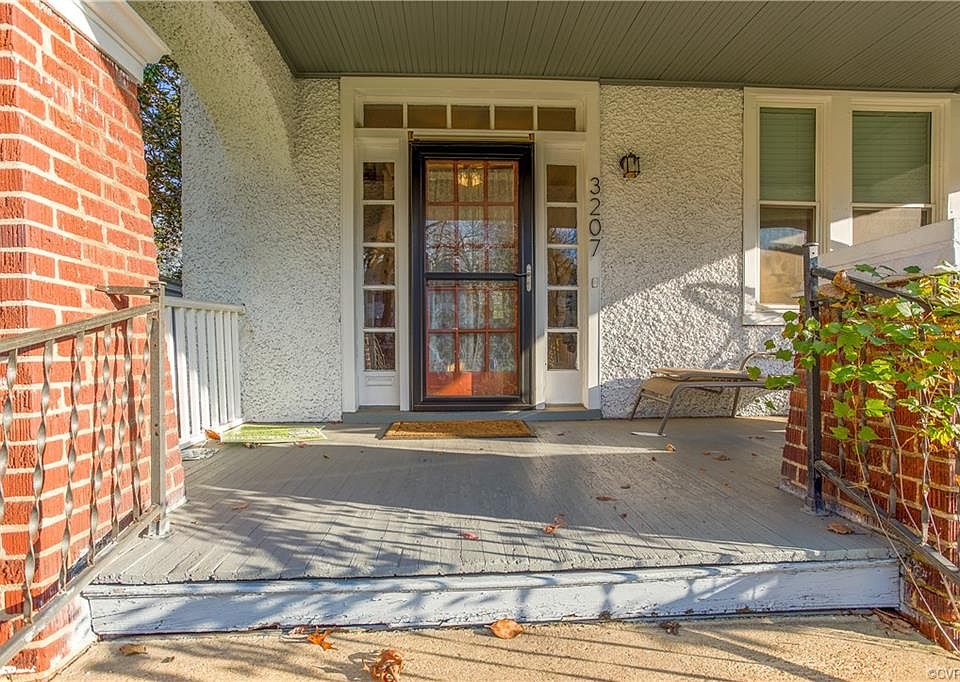1st image of 3207 1st Ave