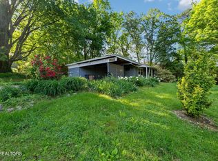 1700 Lockwood Dr, Knoxville, TN 37918