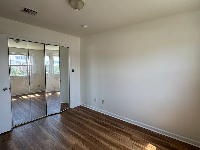 86 Pacific St #2 — Photo 8