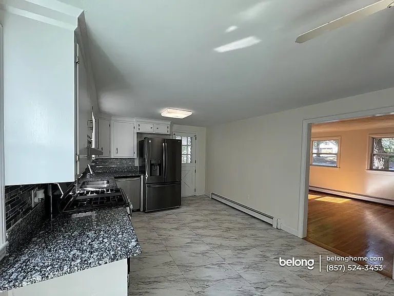 36 Allen Rd — Photo 8