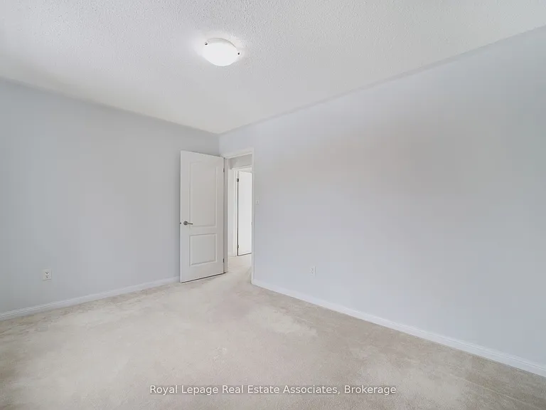 34 McCandless Ct — Photo 27