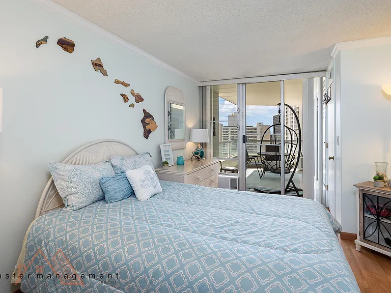 2600 Pualani Way #1404 — Photo 9