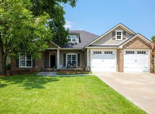 4546 Amelia Cir, Hahira, GA 31632