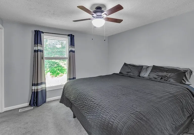15337 Edgehill Dr — Photo 17