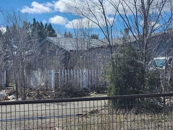 3rd image of 2945 W Road 5 N
