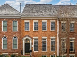 313 Hart Rd, Gaithersburg, MD 20878