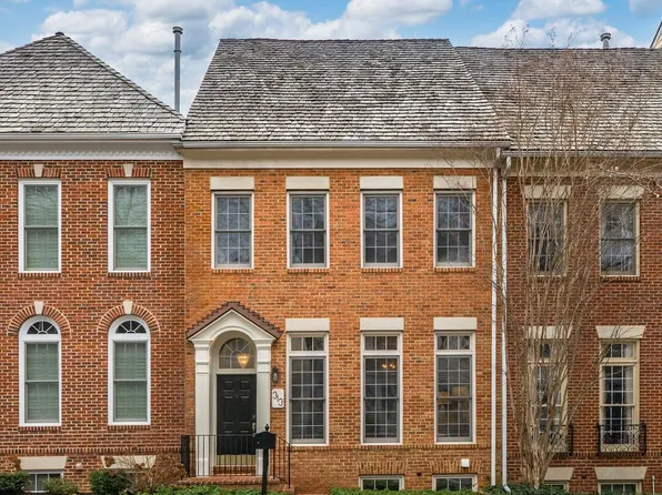 313 Hart Rd, Gaithersburg, MD 20878