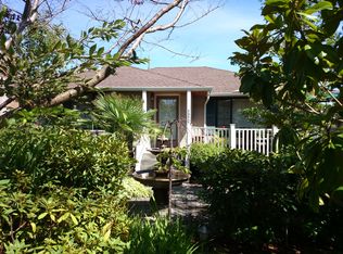 5952 45th Ave SW, Seattle, WA 98136