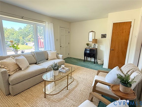 4th image of 6401 Lythgoe Ave