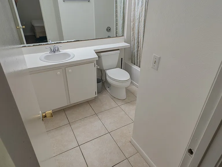 3800 SW 20th Ave #405 — Photo 6