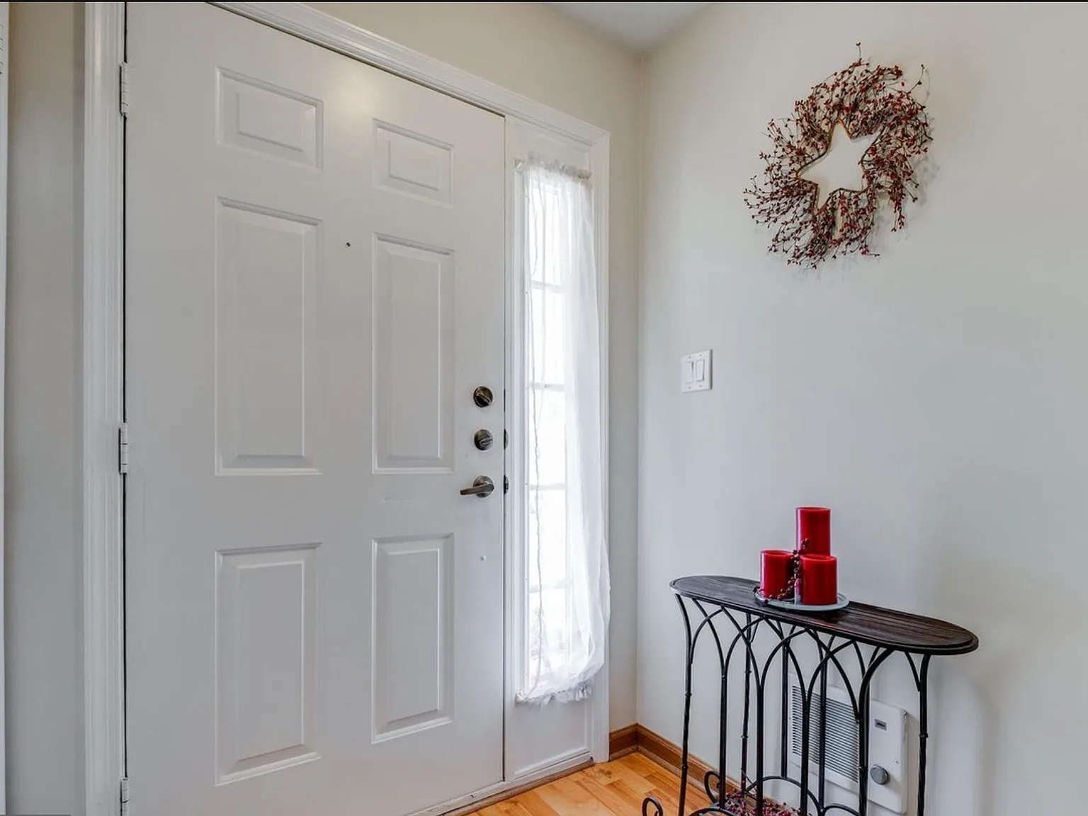 2 bed, 1633 sqft, $2,650 — Photo 4
