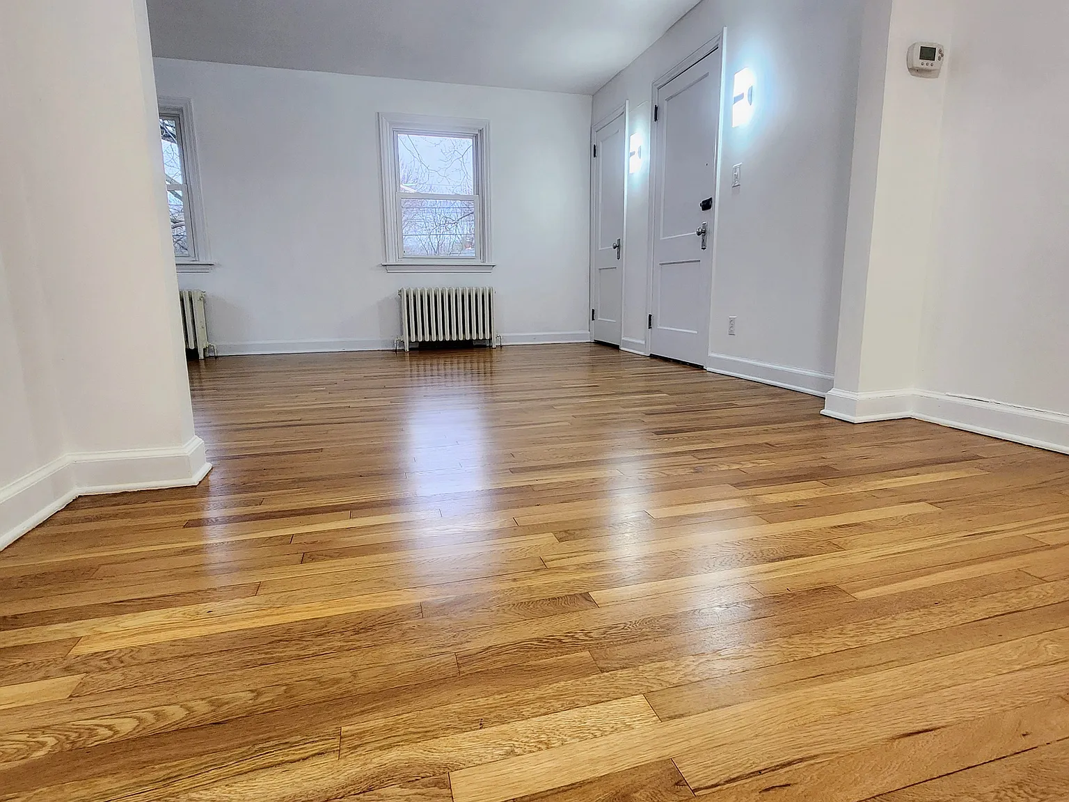 726 Chenango St — Photo 4