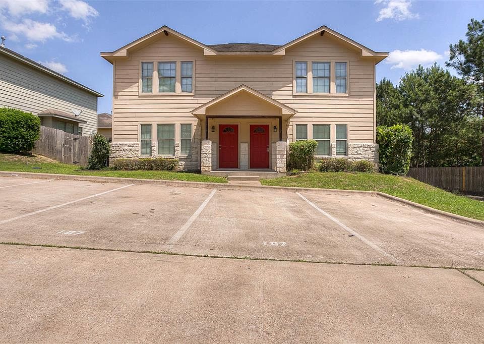 1st image of 107 Yequa Cir