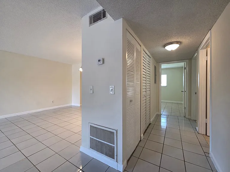 605 Northlake Blvd #48 — Photo 11