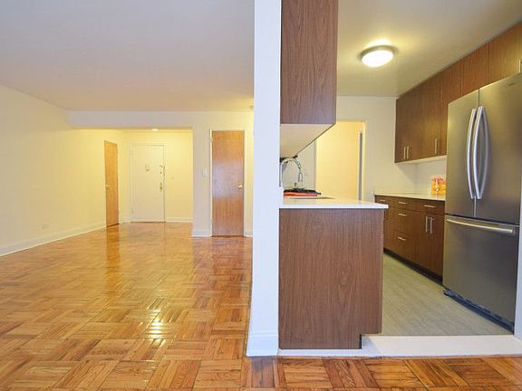3rd image of 2400 Webb Ave APT 7G