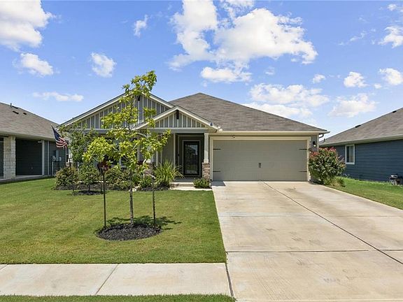 2nd image of 207 Garcitas Creek Ln