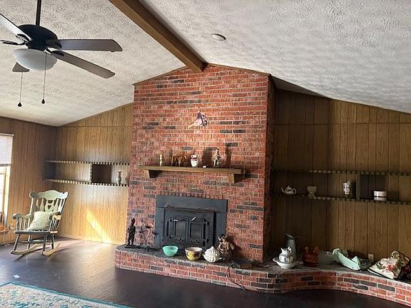 5th image of 3195 Davis Dr