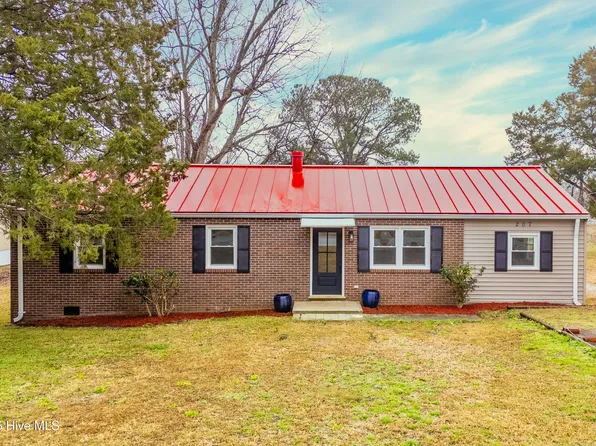 207 S Glenburnie Road, New Bern, NC 28560