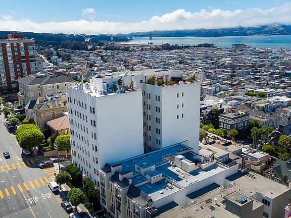 5th image of 2090 Broadway St APT 404