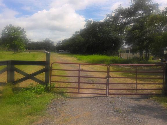 3rd image of 2875 Sharp Rd