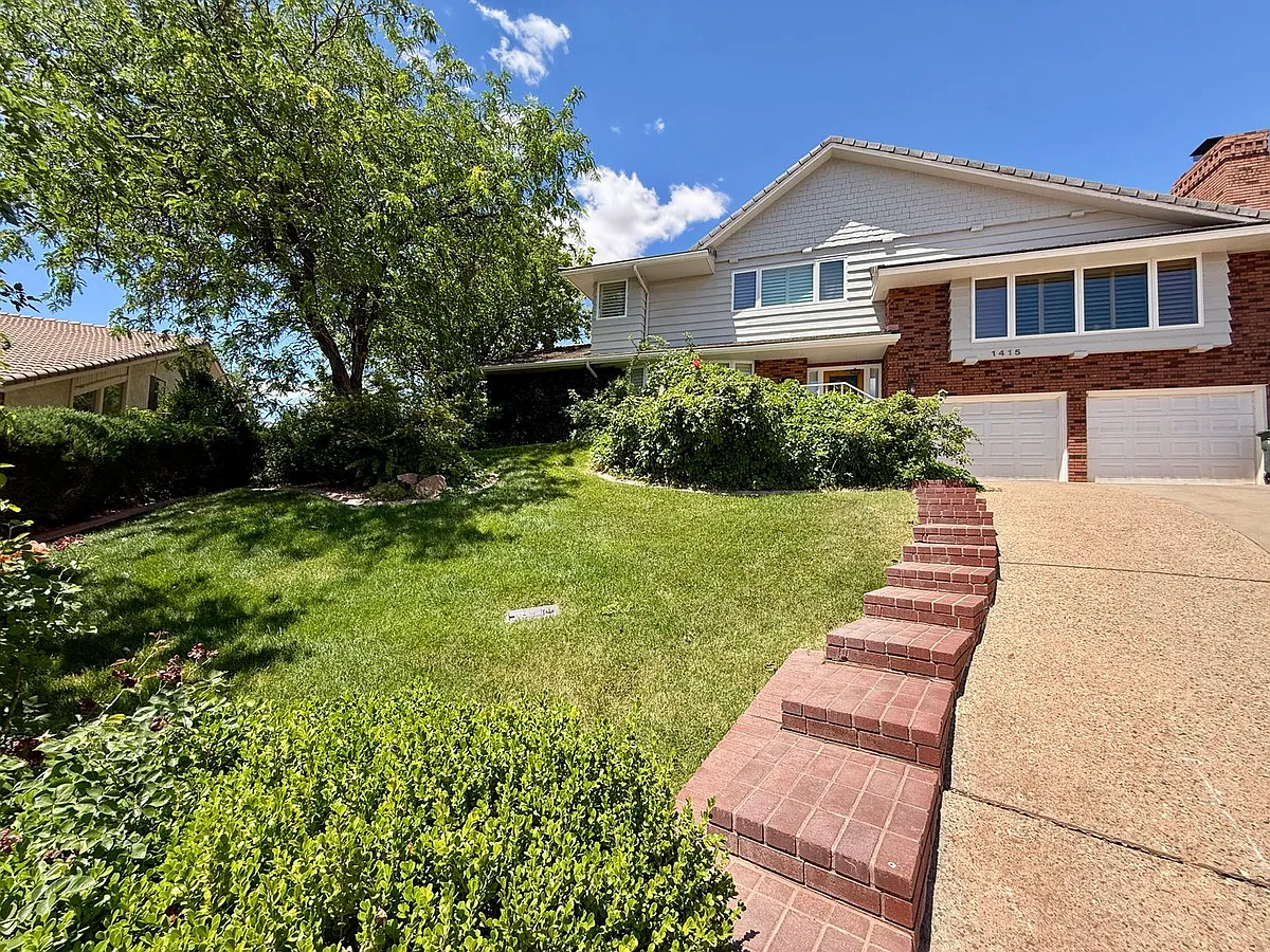Building Photo - 1415 Hopi Cir