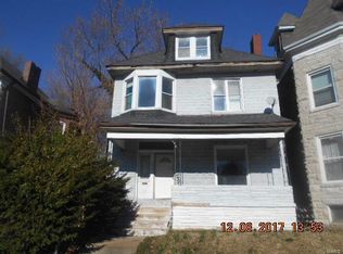 5215 Ridge Ave, Saint Louis, MO 63113