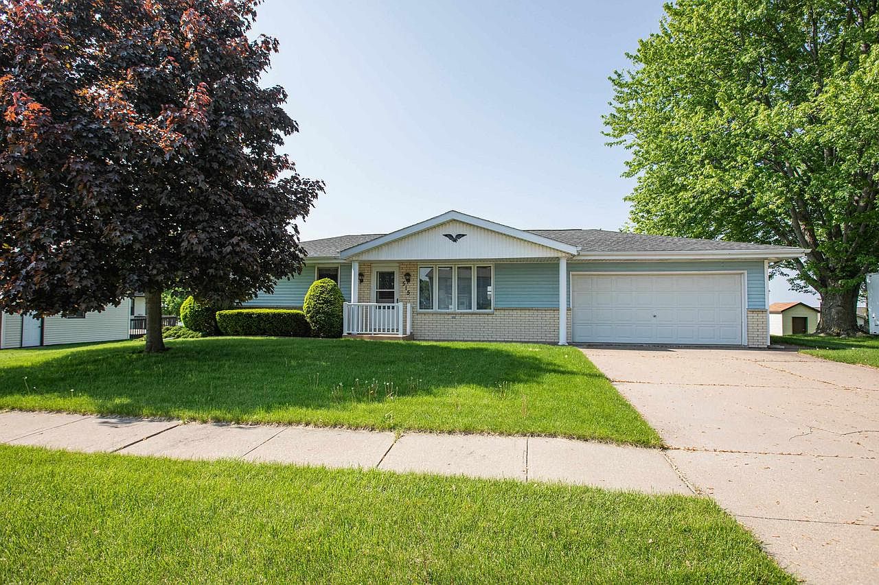 515 Apple Street, Dickeyville, WI 53808 Zillow
