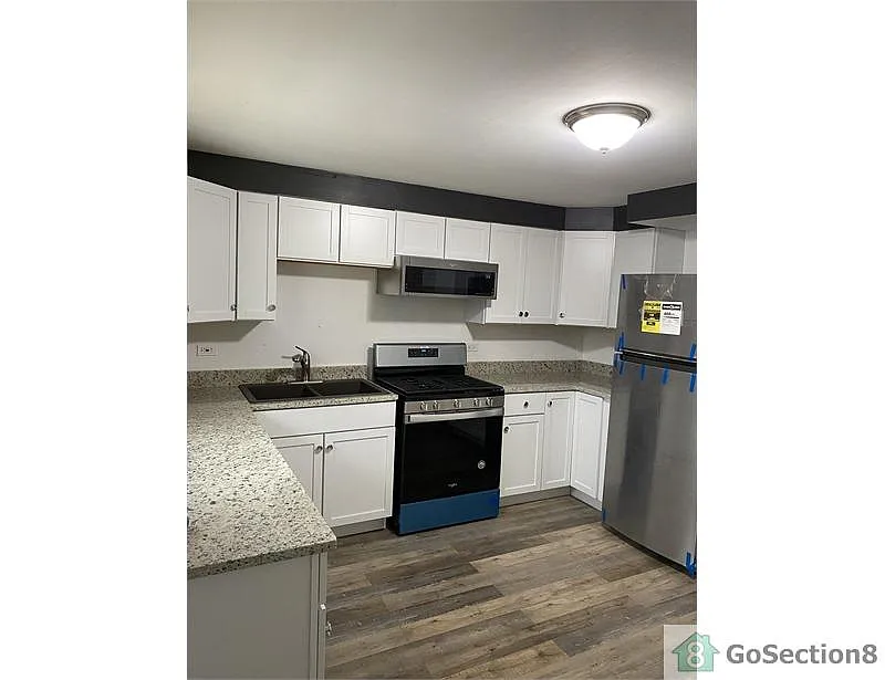 18255 Cicero Ave photo 1