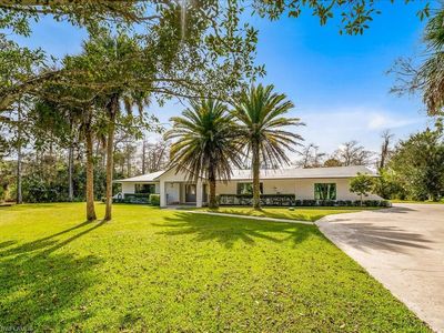 2550 16th Ave NE, Naples, FL, 34120
