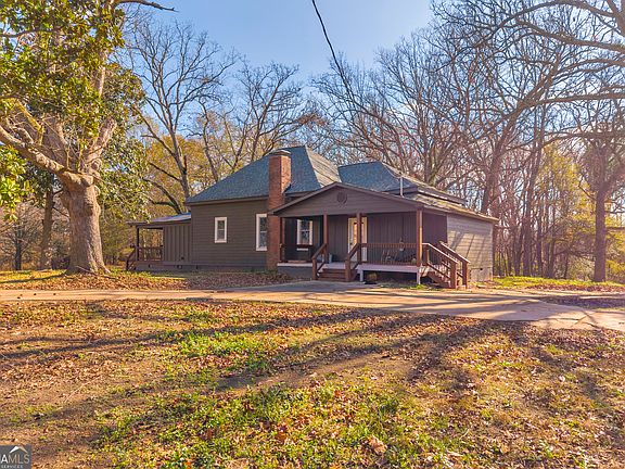 2nd image of 586 Grady School Rd