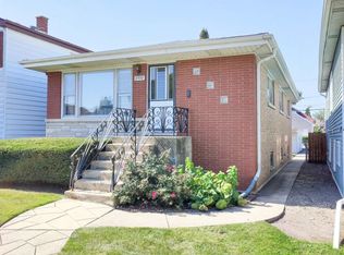 2532 Haymond St, River Grove, IL