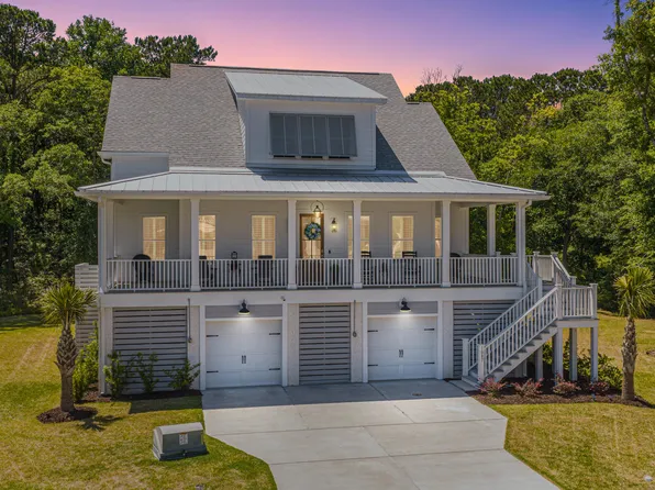 1087 Capersview Ct, Awendaw, SC 29429