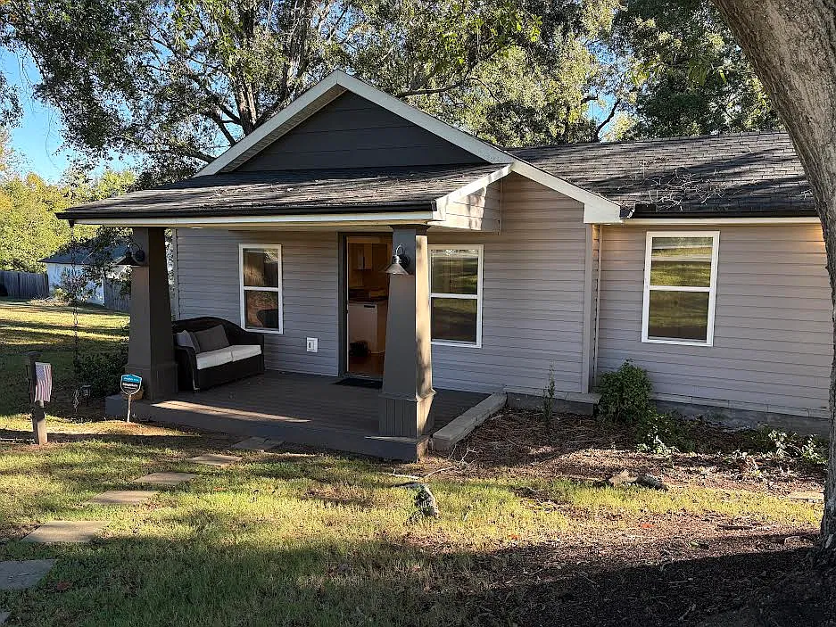 3 bed, $1,795 — Photo 3