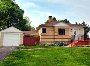 583 W Kemper Rd, Cincinnati, OH 45246