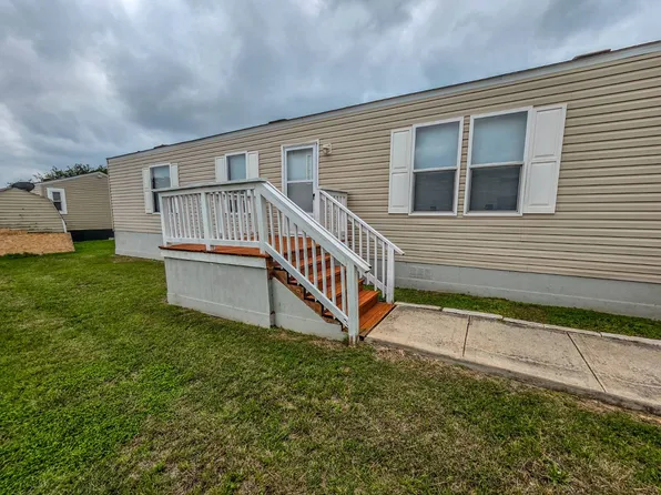 113400 Los Robles Cir, Del Valle, TX 78617