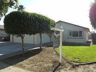 1st image of 180 Gonzalez Dr