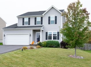 3044 Wheatfield Dr, Chittenango, NY 13037