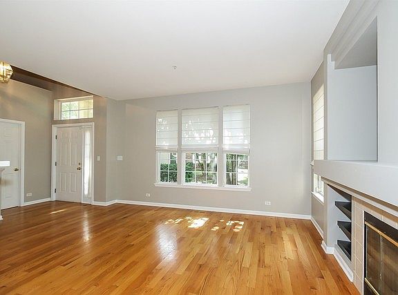 3rd image of 2615 N Greenwood Ave