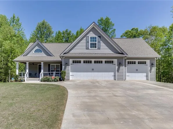 7660 Fern Ln, Lula, GA 30554