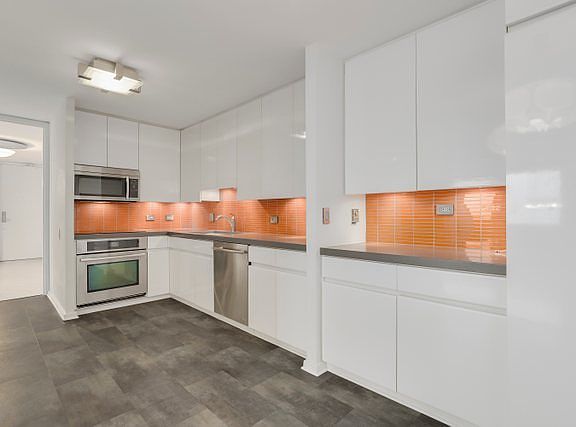 5th image of 1110 N Lake Shore Dr APT 4N