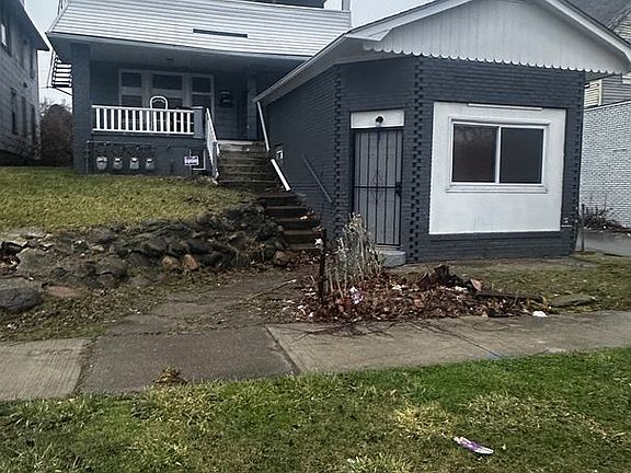2nd image of 13616 Coit Rd Floor 3