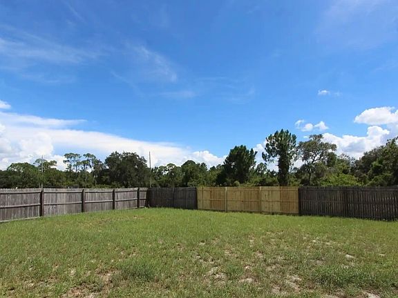 3rd image of 1950 Sawfish Dr